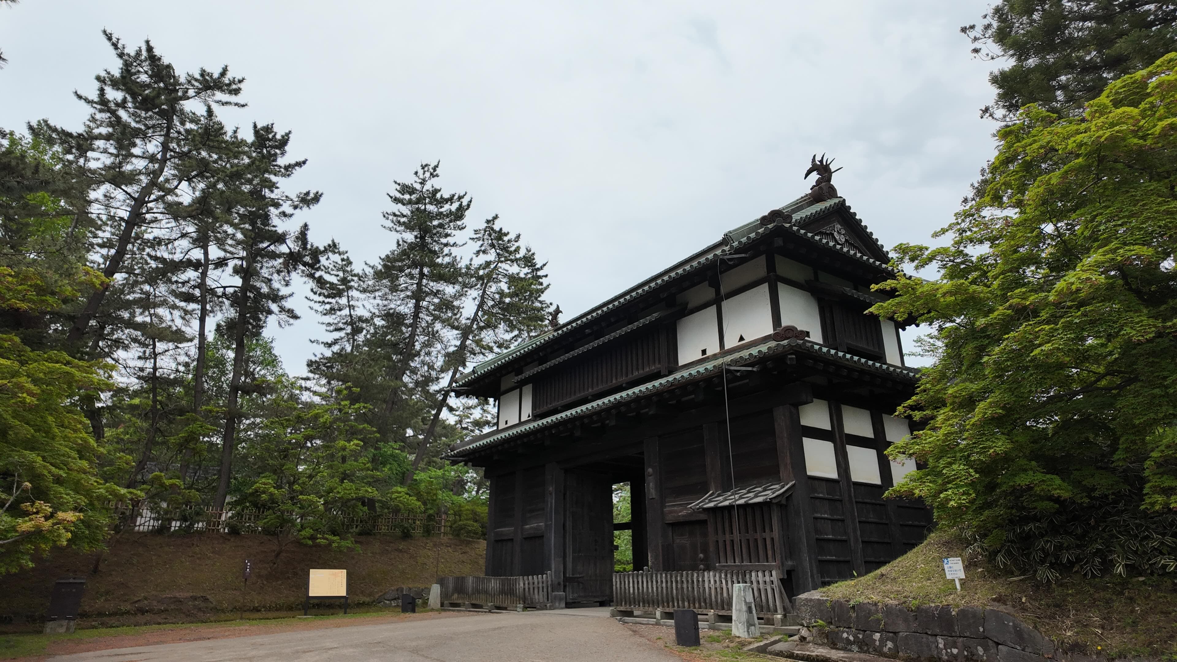 Hirosaki — on-the-ground photo